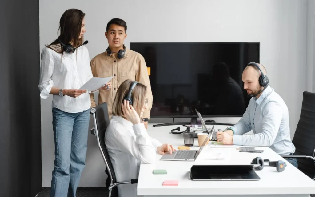 Sign Up for High Ticket Sales Education Unlock the Skills to Sell with Confidence and Authority